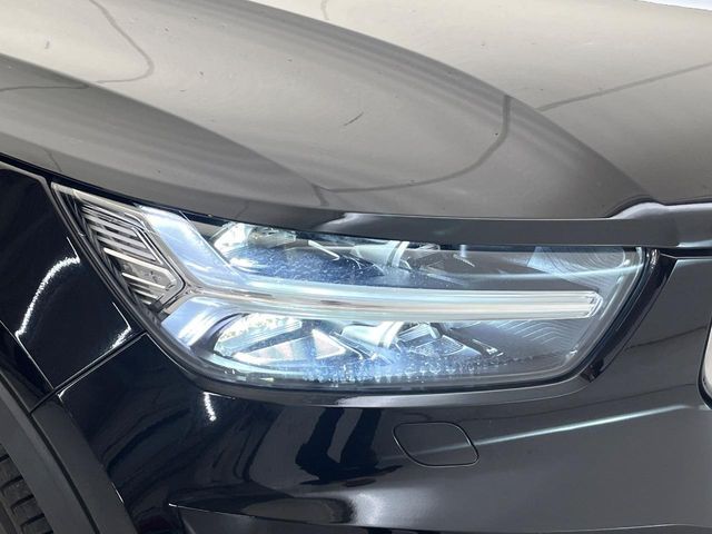 VOLVO VOLVO XC40 2020