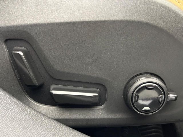 VOLVO VOLVO V60 2023