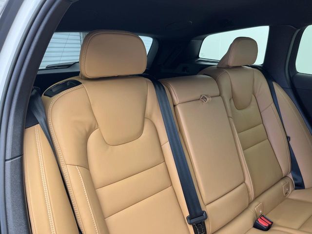 VOLVO VOLVO V60 2023