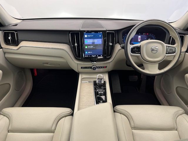 VOLVO VOLVO XC60 2023