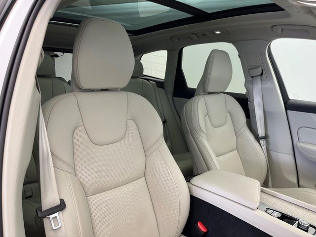 VOLVO VOLVO XC60 2023