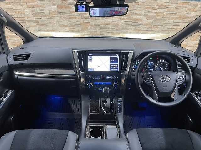 TOYOTA VELLFIRE  HYBRID 4WD 2022