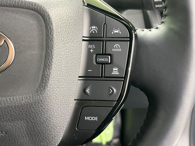 TOYOTA PRIUS 4WD 2023