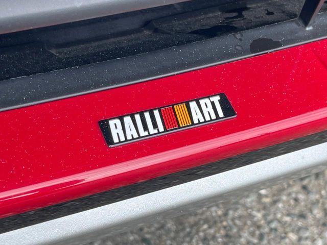 MITSUBISHI OUTLANDER PHEV 2023