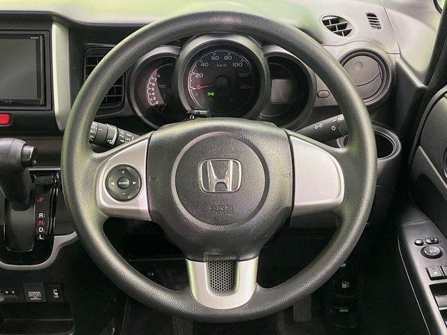HONDA N BOX 2017