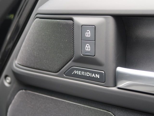 ROVER ROVER DEFENDER 2025