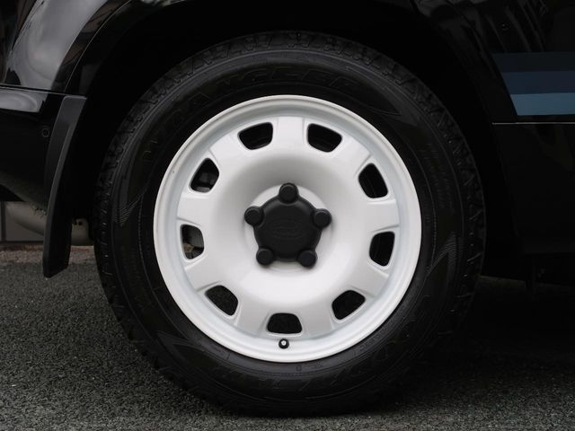 ROVER ROVER DEFENDER 2024