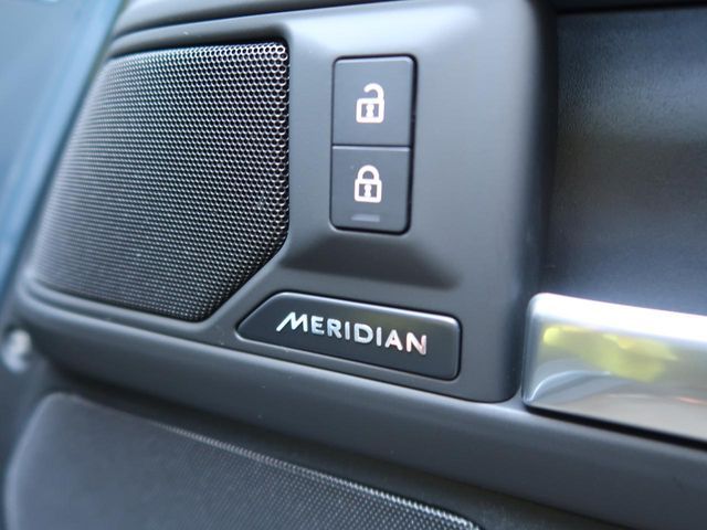 ROVER ROVER DEFENDER 2024