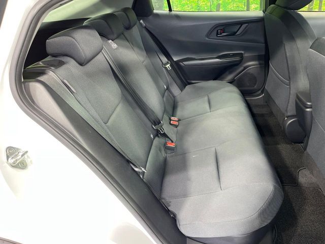 TOYOTA PRIUS 4WD 2023