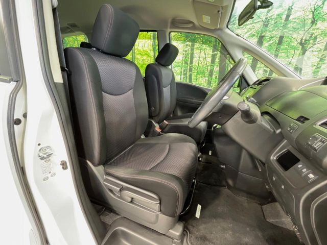 NISSAN SERENA  S-HYBRID 2013