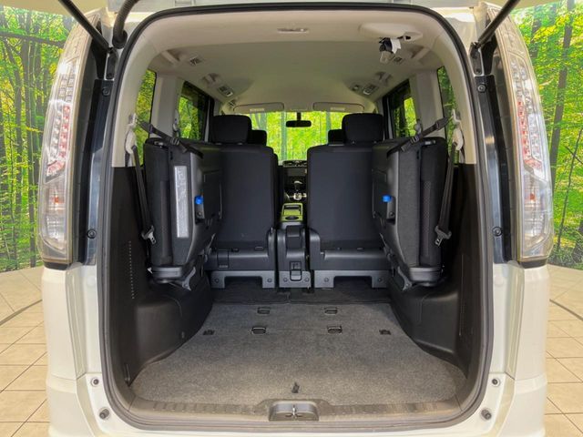 NISSAN SERENA  S-HYBRID 2013