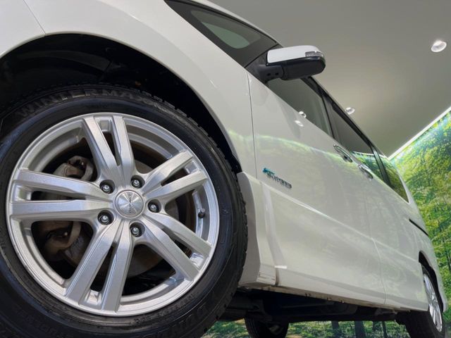 NISSAN SERENA  S-HYBRID 2013