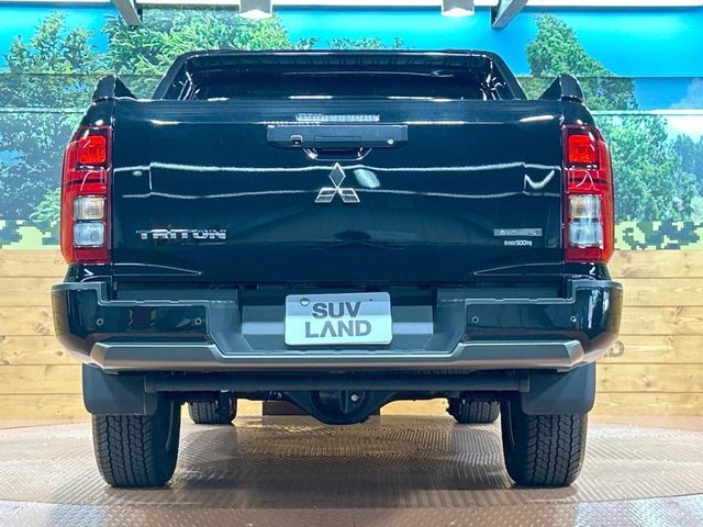 MITSUBISHI TRITON 2024