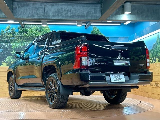 MITSUBISHI TRITON 2024