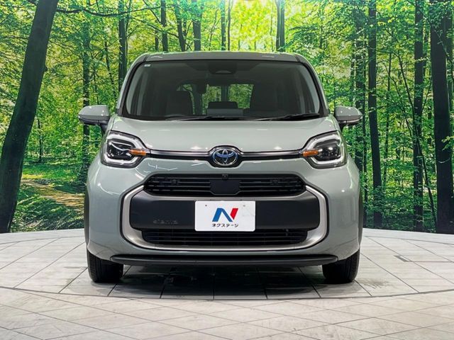 TOYOTA SIENTA HYBRID 2023