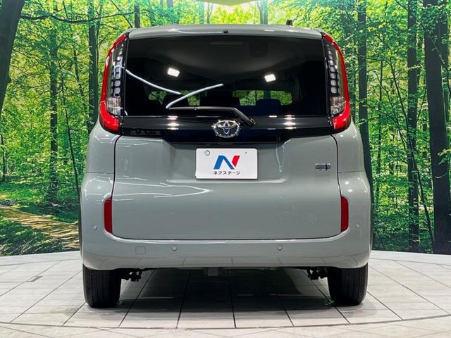 TOYOTA SIENTA HYBRID 2023