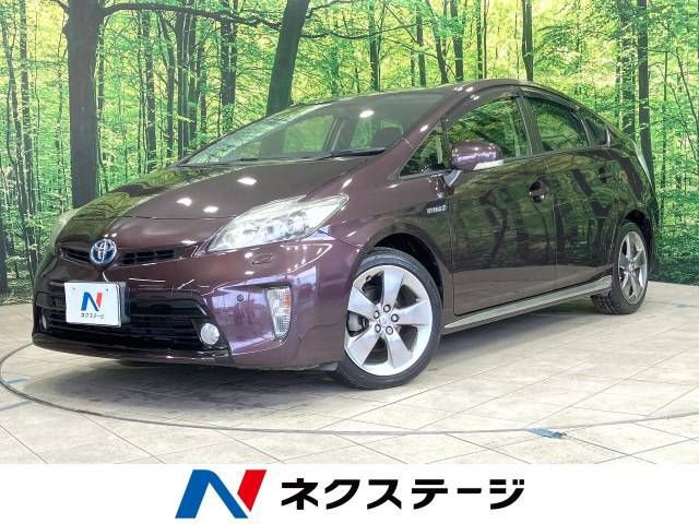 TOYOTA PRIUS 2013