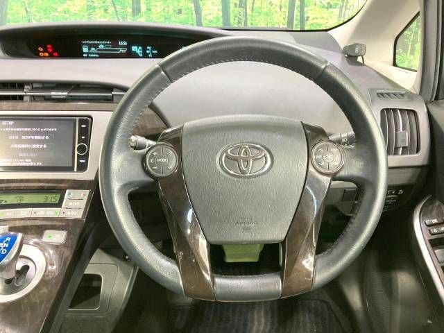 TOYOTA PRIUS 2013