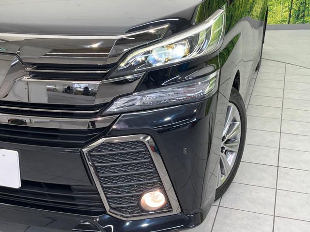 TOYOTA VELLFIRE 2017