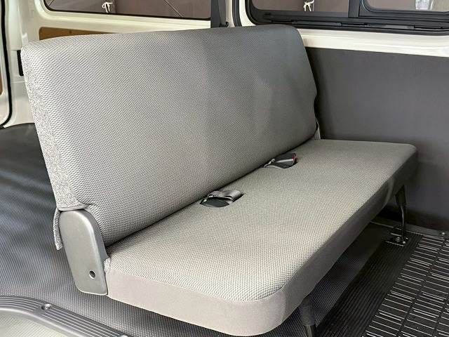 TOYOTA HIACE van 1.15t 2WD 2025