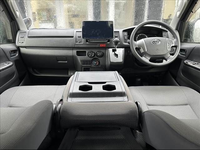 TOYOTA HIACE van 2WD 2023