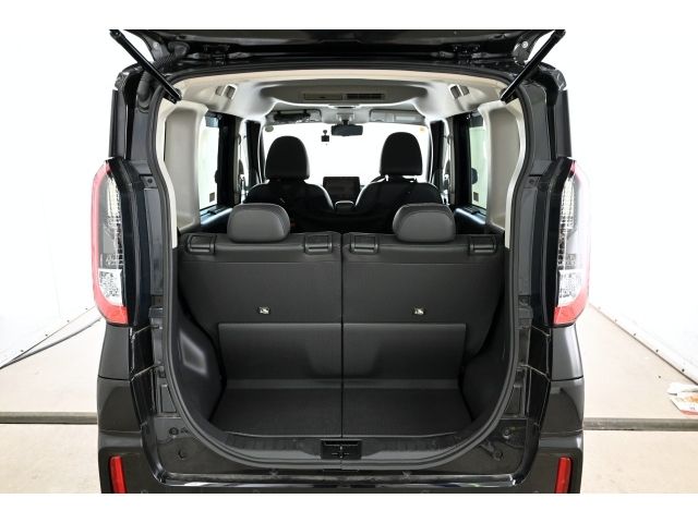 MITSUBISHI DELICA MINI 2023