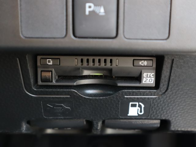 TOYOTA ROOMY 4WD 2024