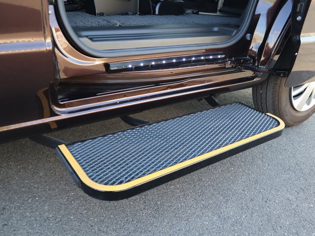 NISSAN NV200 VANETTE van 2024