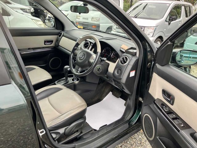 MAZDA VERISA 4WD 2007