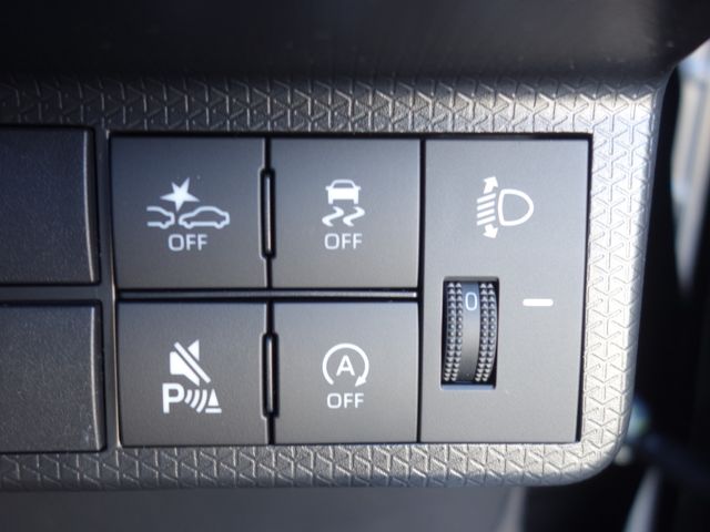 DAIHATSU TANTO 4WD 2024