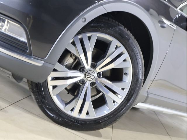 VOLKSWAGEN VOLKSWAGEN PASSAT Alltrack 2019