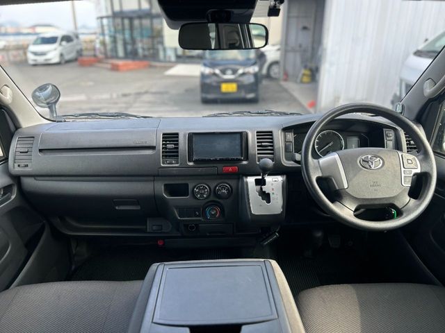 TOYOTA HIACE van 1.25t 2WD 2020