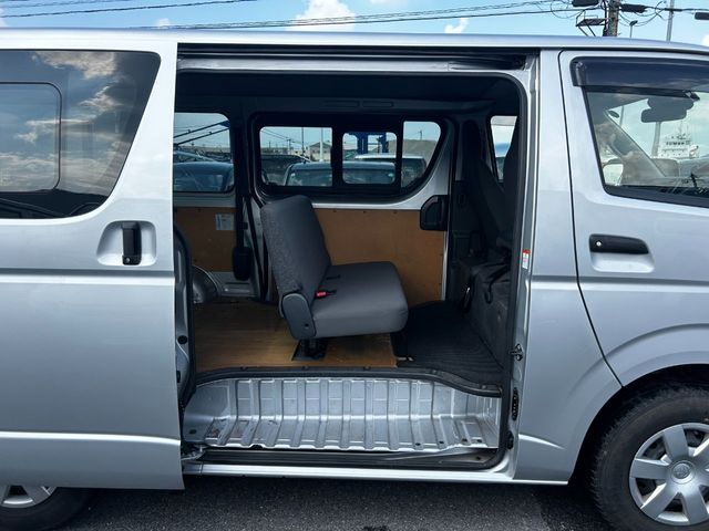 TOYOTA HIACE van 1.25t 2WD 2020