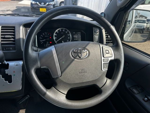 TOYOTA HIACE van 1.25t 2WD 2020