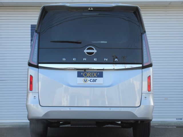 NISSAN SERENA  WG 4WD 2023