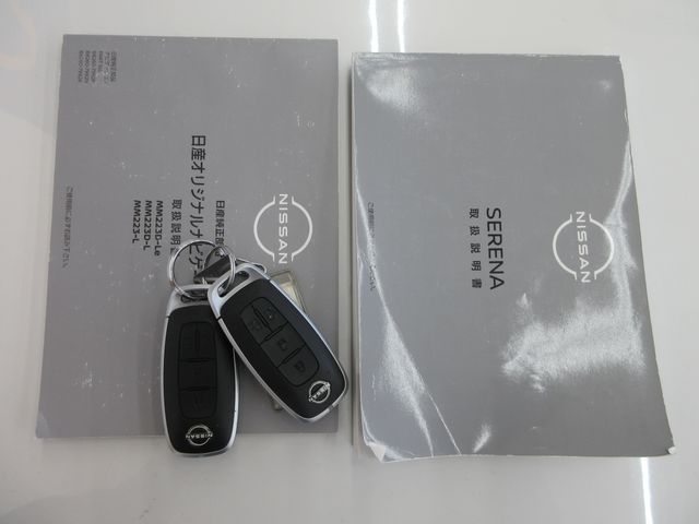 NISSAN SERENA  WG 4WD 2023