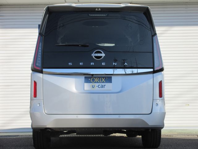 NISSAN SERENA  WG 4WD 2023