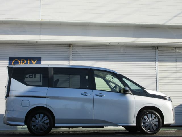 NISSAN SERENA  WG 4WD 2023