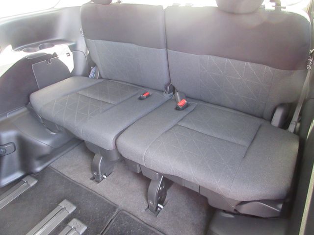 NISSAN SERENA  WG 4WD 2023