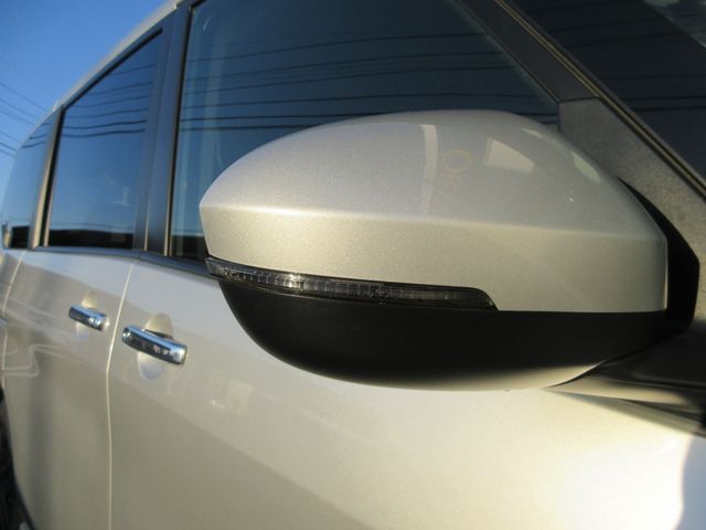 NISSAN SERENA  WG 4WD 2023