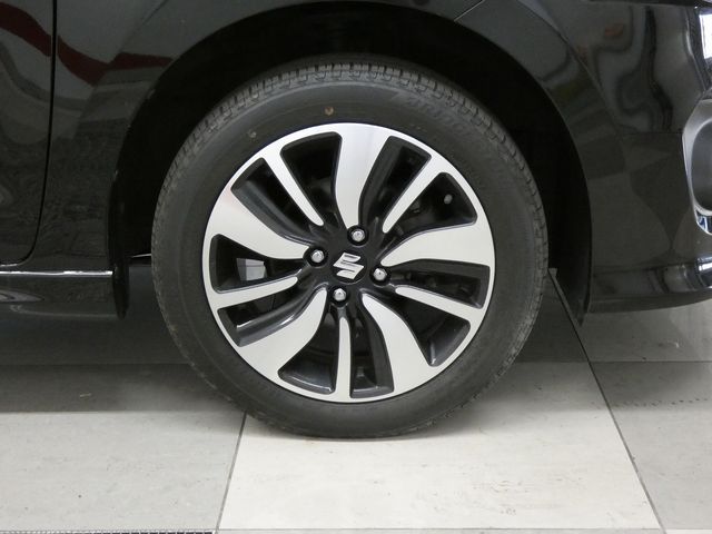 SUZUKI SWIFT 4WD 2019