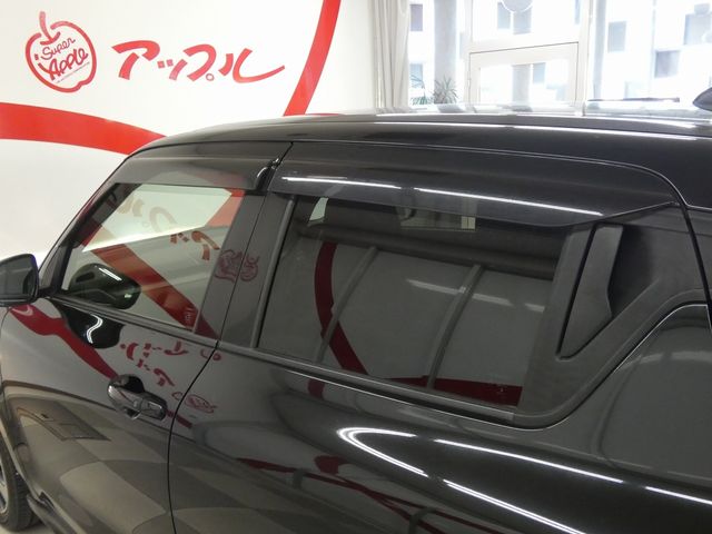 SUZUKI SWIFT 4WD 2019