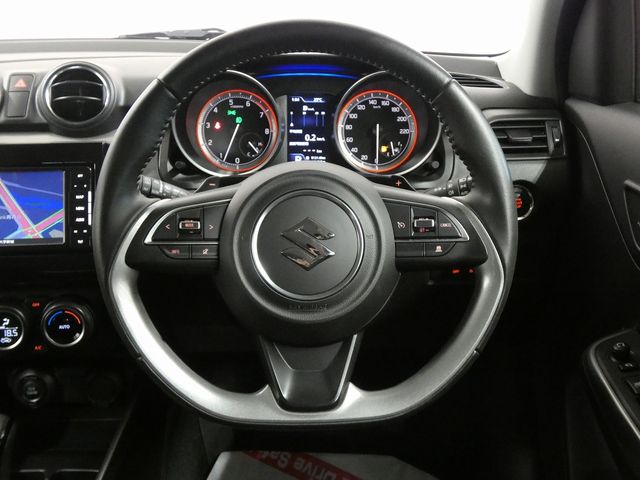 SUZUKI SWIFT 4WD 2019