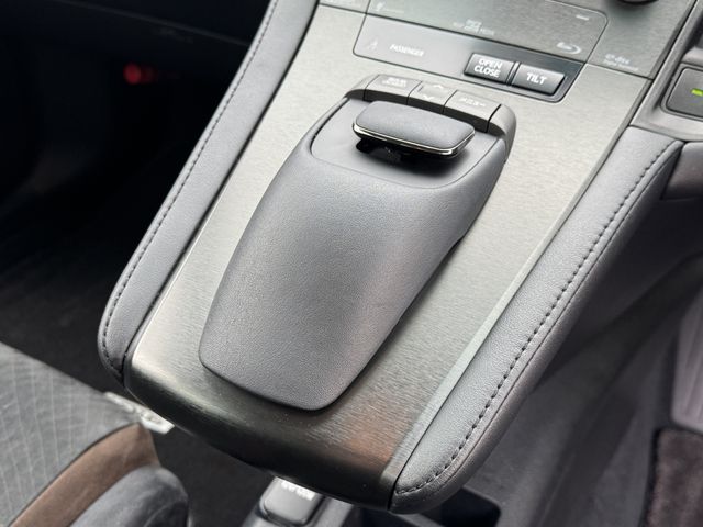 TOYOTA LEXUS HS250h 2015