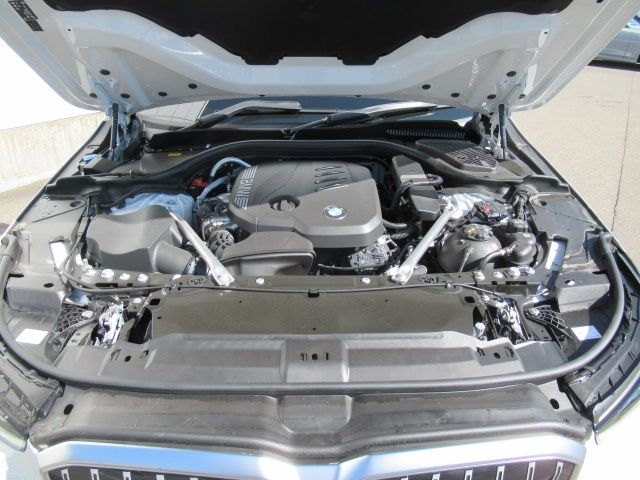 BMW BMW 5series TOURING 2025