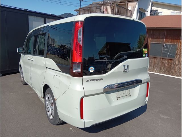 HONDA STEPWAGON 2018