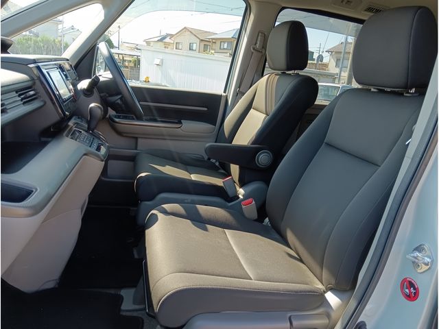 HONDA STEPWAGON 2018