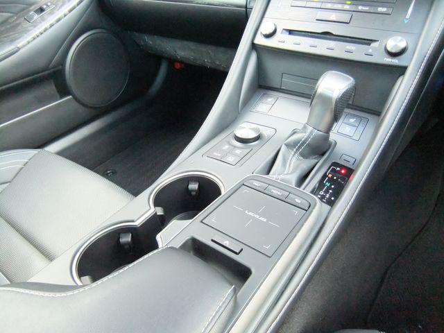 TOYOTA LEXUS RC300h 2021