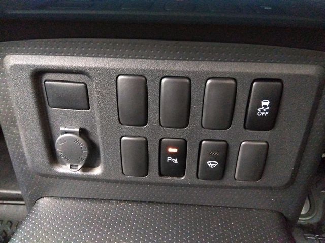 TOYOTA FJ CRUISER 4WD 2012