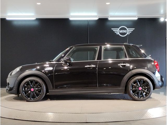 BMW MINI COOPER SD 5DOOR 2020